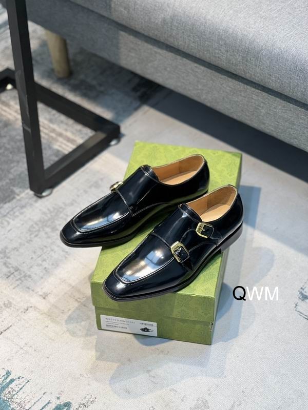 Gucci Men's Shoes 867